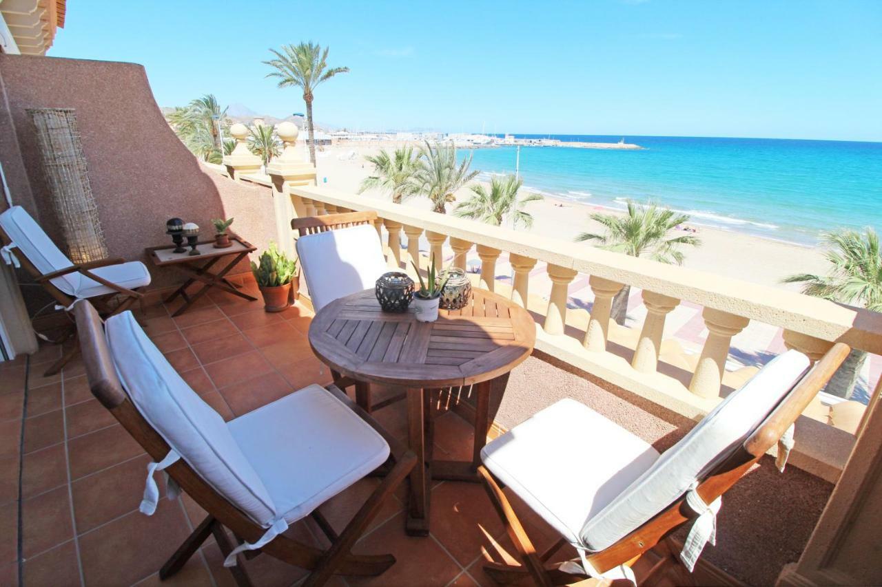 Apartamento Ático duplex de lujo frente al mar. 1a linea playa El Campello Exterior foto